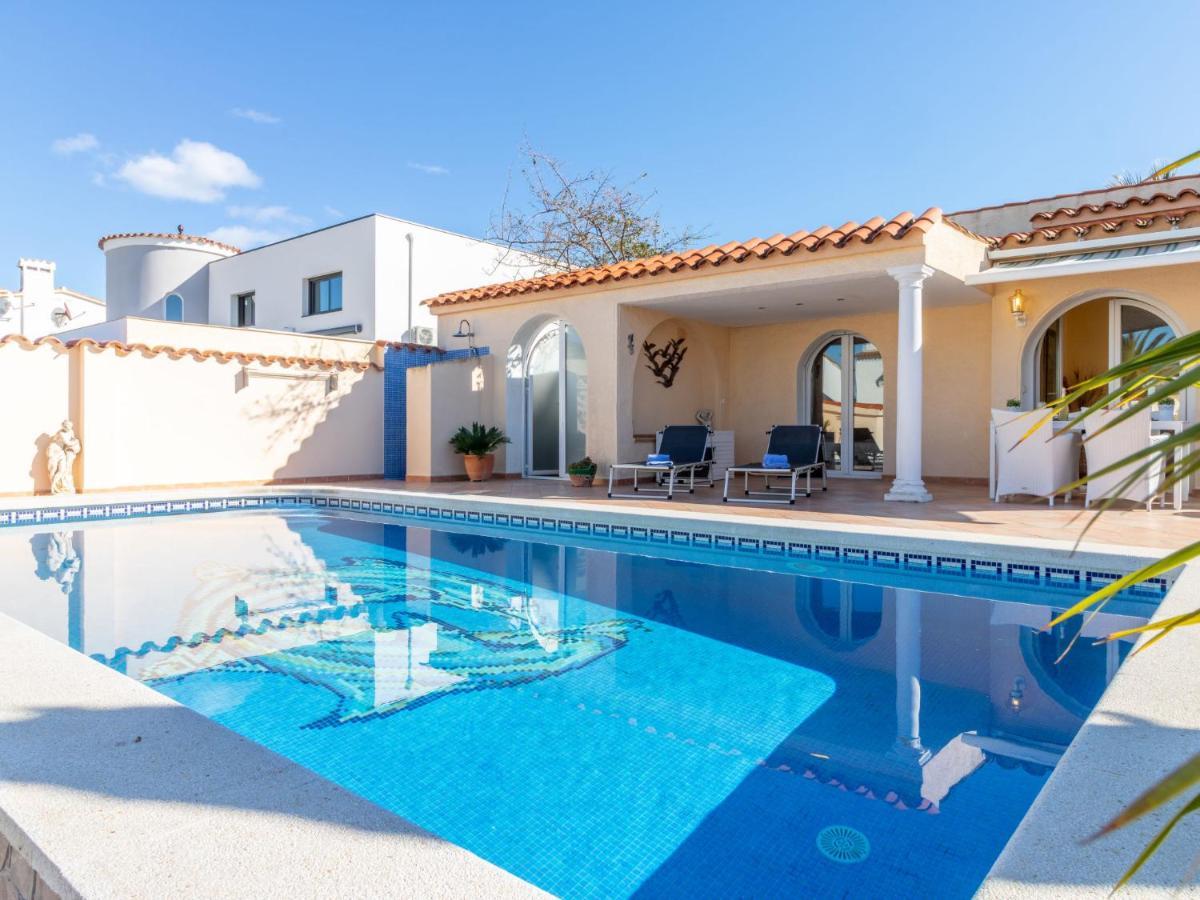 Holiday Home Bonica By Interhome Empuriabrava Exterior foto