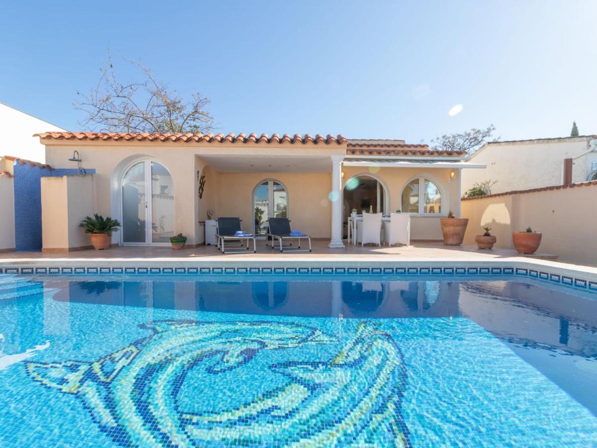 Holiday Home Bonica By Interhome Empuriabrava Exterior foto